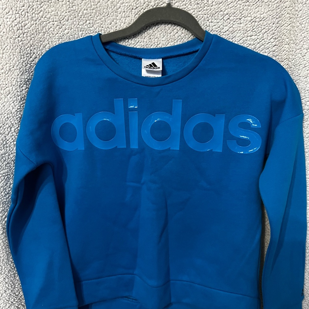 Girls Addidas crew neck sweatshirt